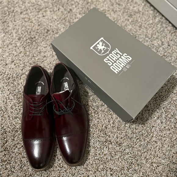 Stacy Adams Burgundy Oxford Shoes - Picture 12 of 15